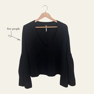 Free People, bell sleeve chunky knit vneck, chic, sweater, black, xs